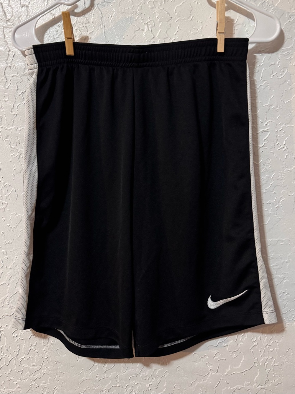 Nike Dri-FIT Mens Shorts
Size medium